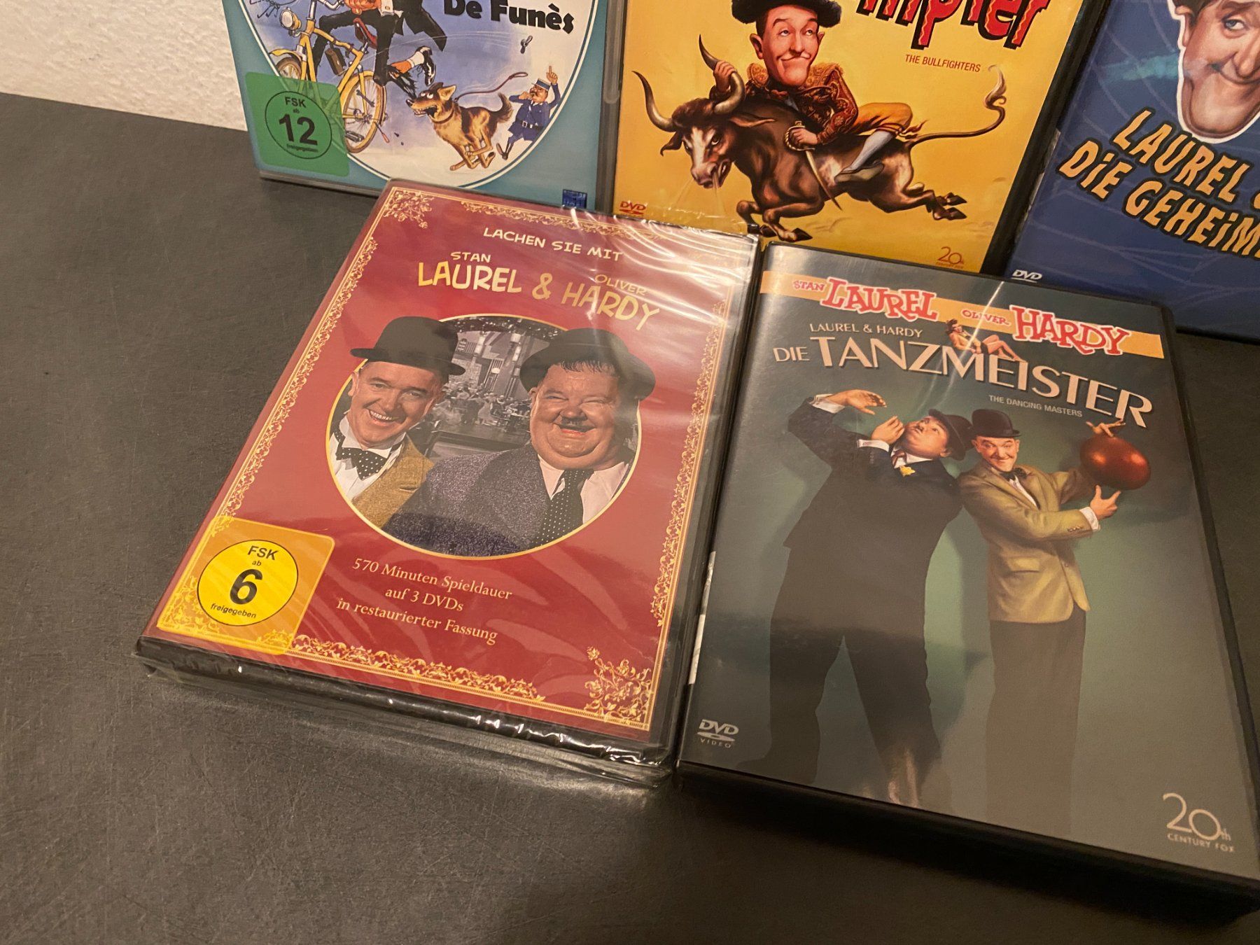 Tutti i DVDs: Dick & Doof, Luis de Funes DVDs – Nuovo (secondo la descrizione) da Basel venduto da FatCatPacksTheRatt 1