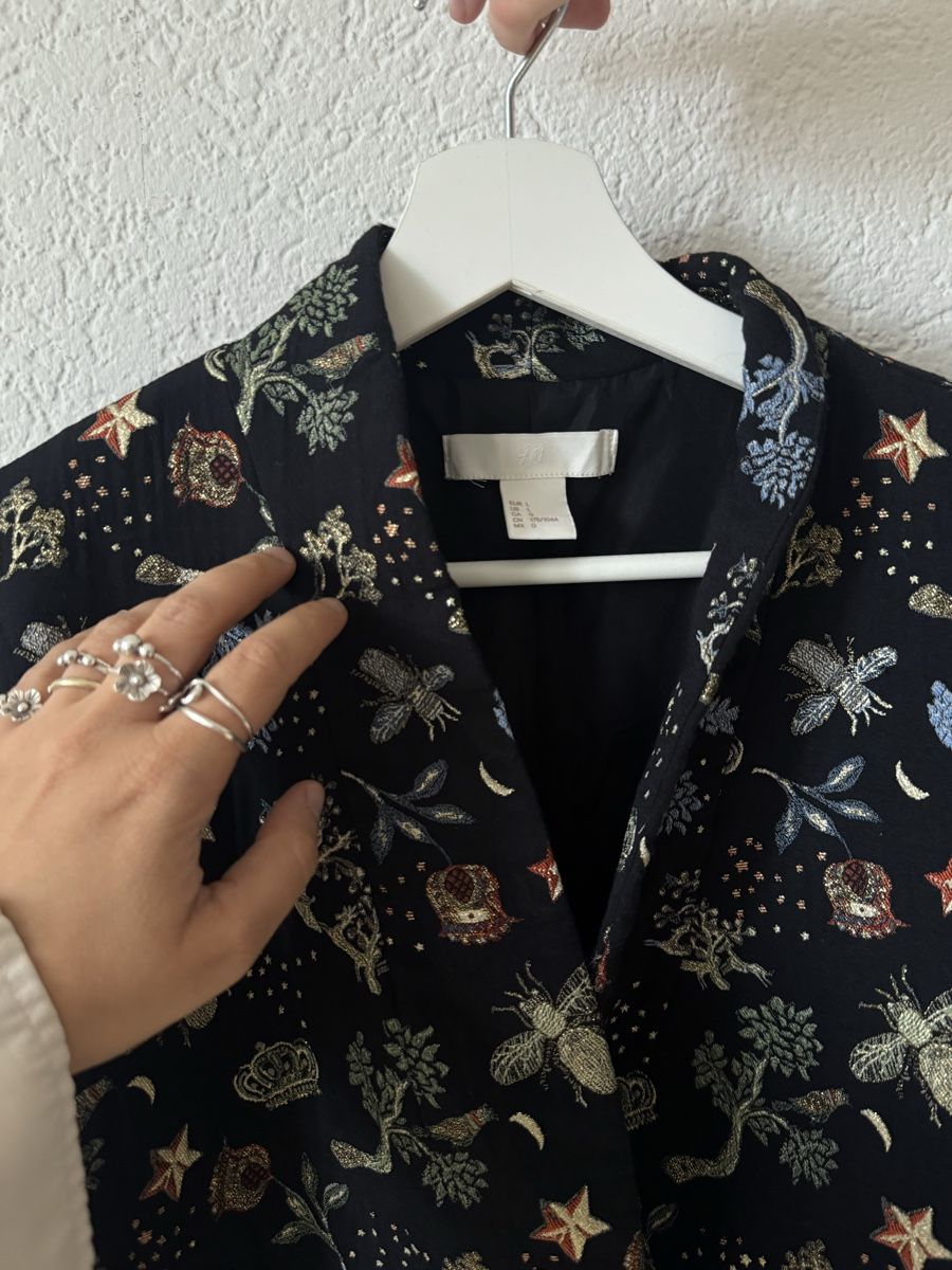 Kimono: Belted Jacket, celestial print, size L, excellent condition – Usato da Zürich venduto da joalew 1