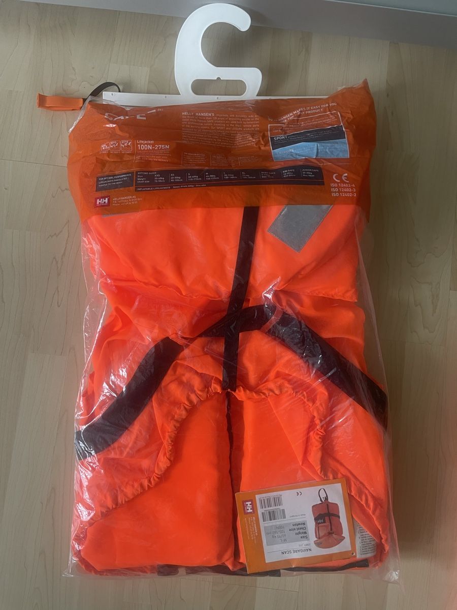 Helly Hansen Gilets de sauvetage: Rettungsweste Helly Hansen orange Grösse M -L. – D'occasion à Wil Sg par mil_r9gx 2