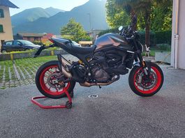 Ducati Monster 937 Plus