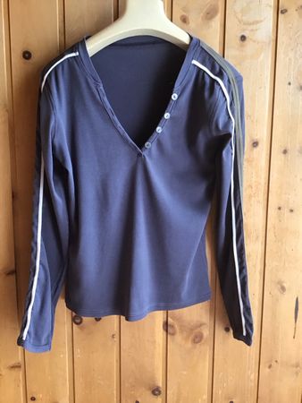 Damen Langarmshirt grau Grösse S guter Zustand