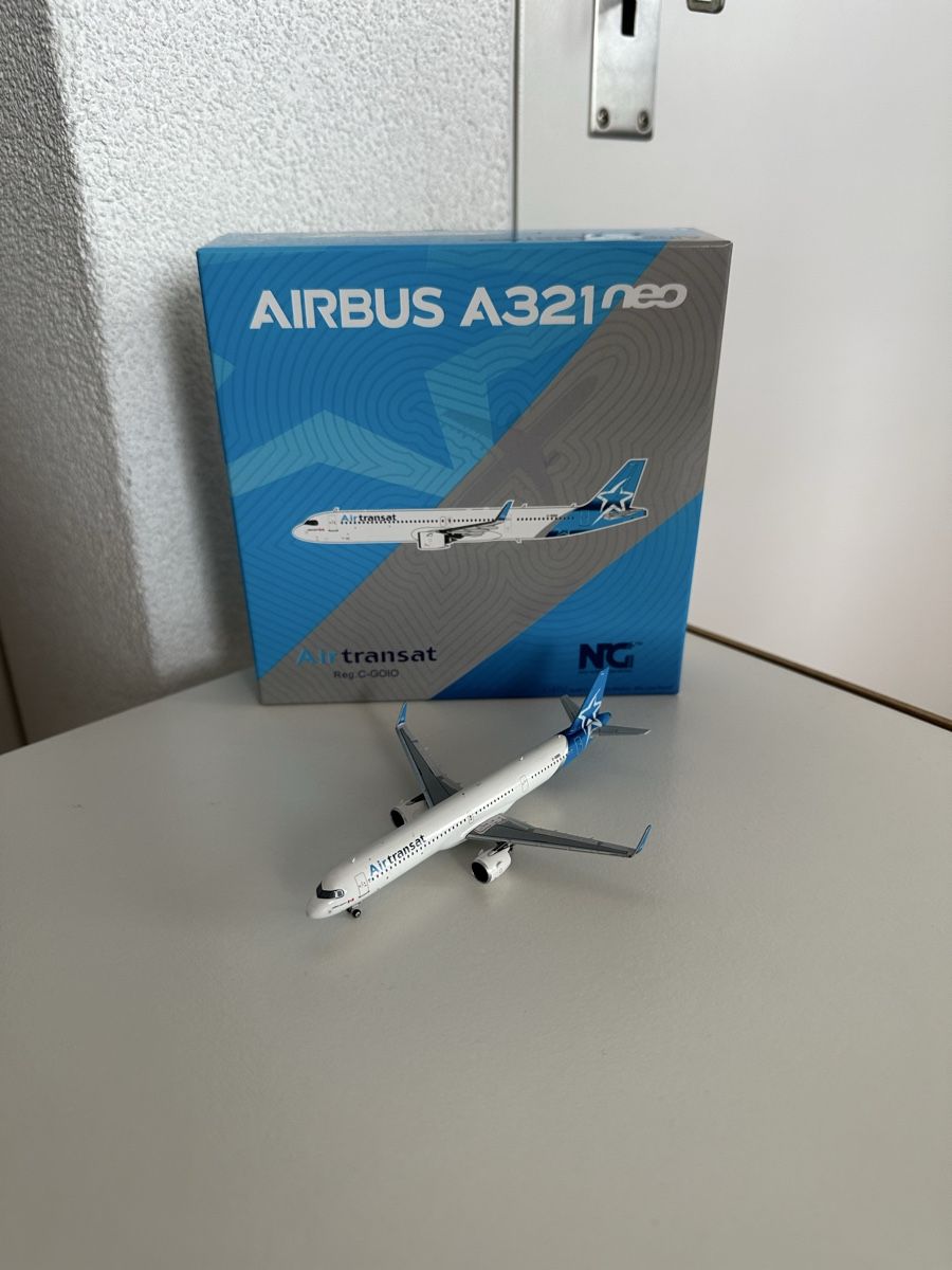 Airbus Kits de montage: Airbus A321 Neo Air Transat Ng Models 1:400 – Neuf (Voir description) à Roggwil TG par Cessna1721