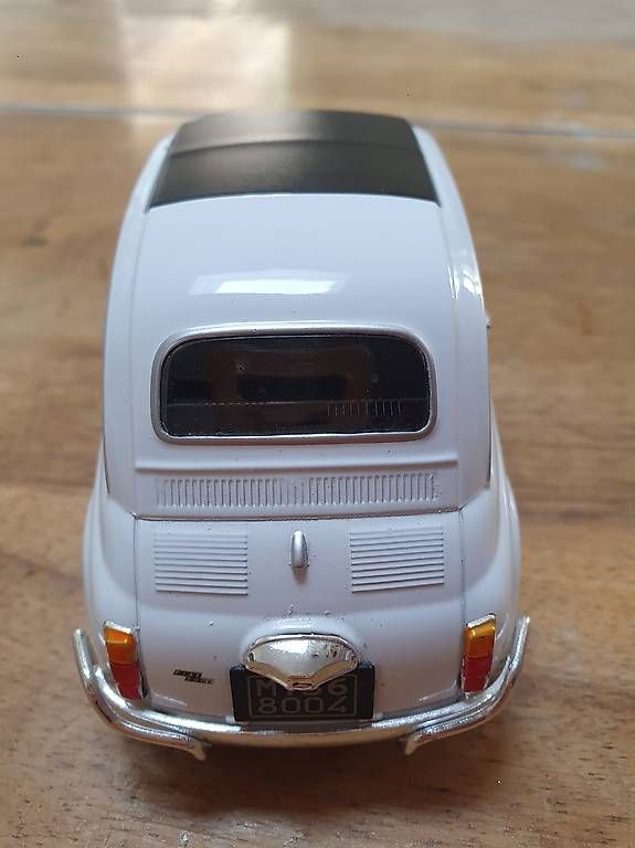Fiat Modellini d'auto: Fiat nuova 500 – Usato da Mels venduto da Eventuell3 1