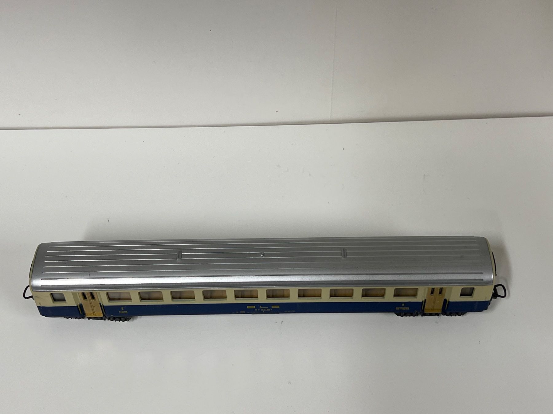 Lima Modelleisenbahnen: Lima BLS 2.Kl.  H0 DC – Gebraucht aus Neuenhof von ludovicco 5