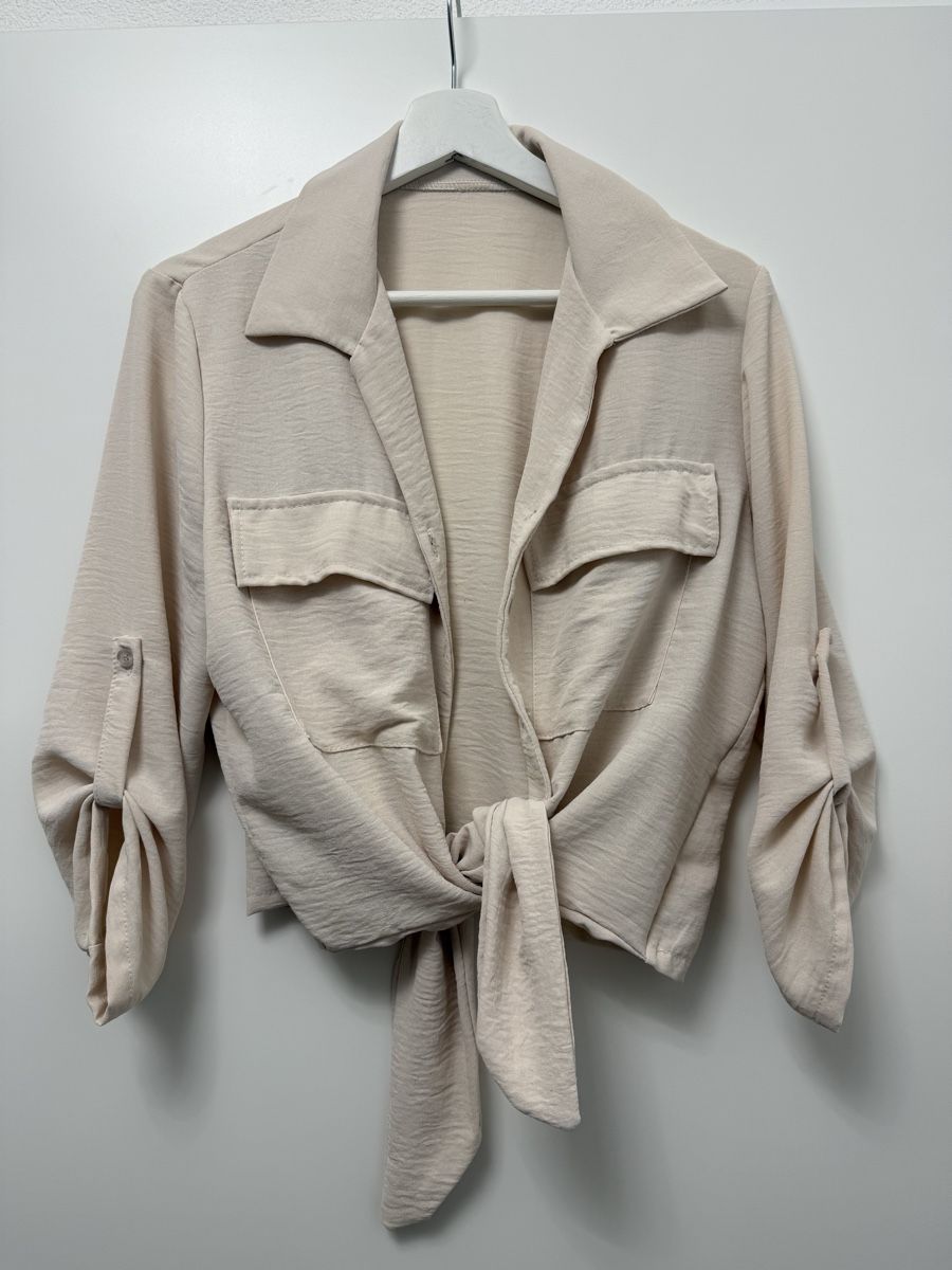 Camicette: Damen Blusen schwarz, beige und rosa – Usato da Gerzensee venduto da mil_792n 2