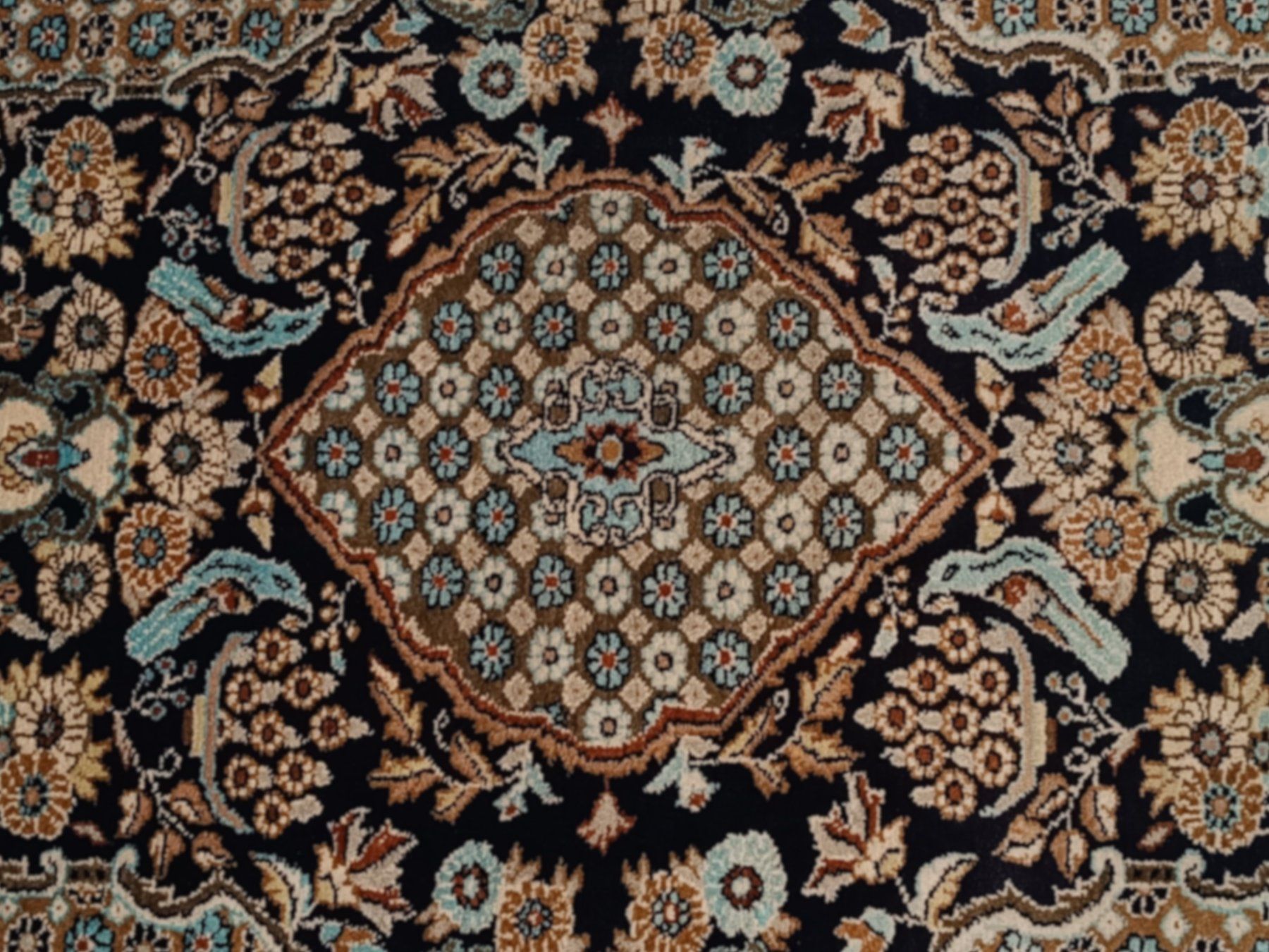 Teppiche: Wandteppich – Gebraucht aus Suhr von Restwert_Suhr 1