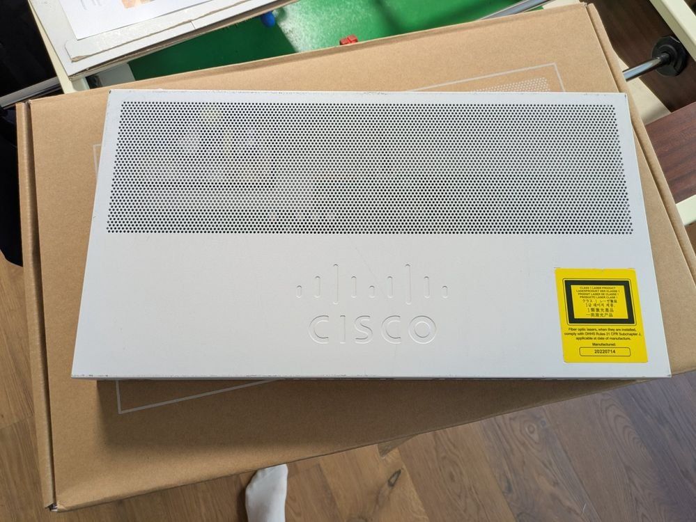 Cisco Hub & Switch: Cisco Switch CBS350-24T-4X – Usato da Thun venduto da ale_jq7s 2