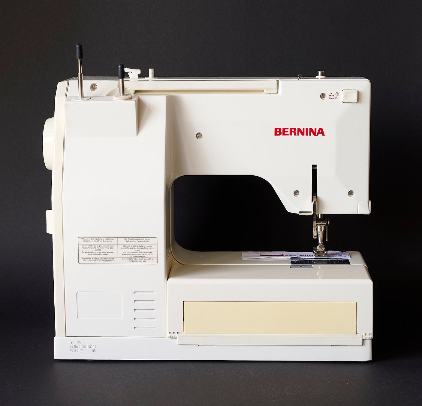 Macchine da cucire: Sehr gepflegter Bernina 1090s Nähcomputer – Usato da Zetzwil venduto da indira60 1