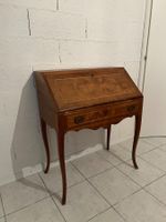 Secrétaire style ancien, en bois, avec des tiroirs int./ext.