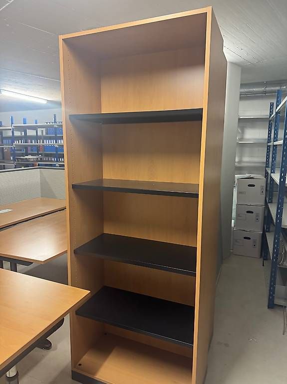 Regale: Diverse Möbel für Büro oder Zuhause – Gebraucht aus Rotkreuz von she_8nyq