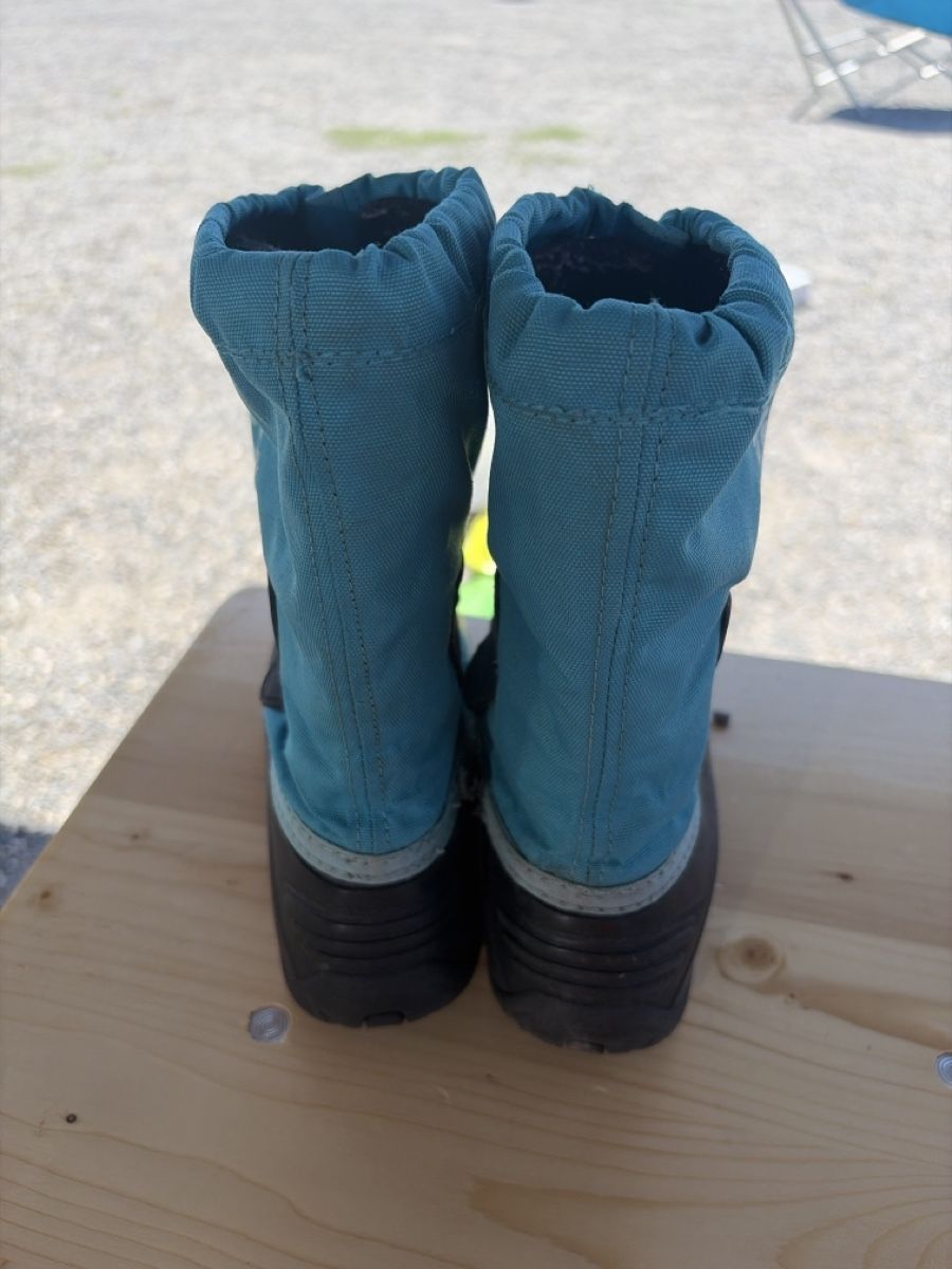 Schuhe für Jungen: Kamik Winterstifel Nr 8 – Gebraucht aus Au ZH von schneebi88 1