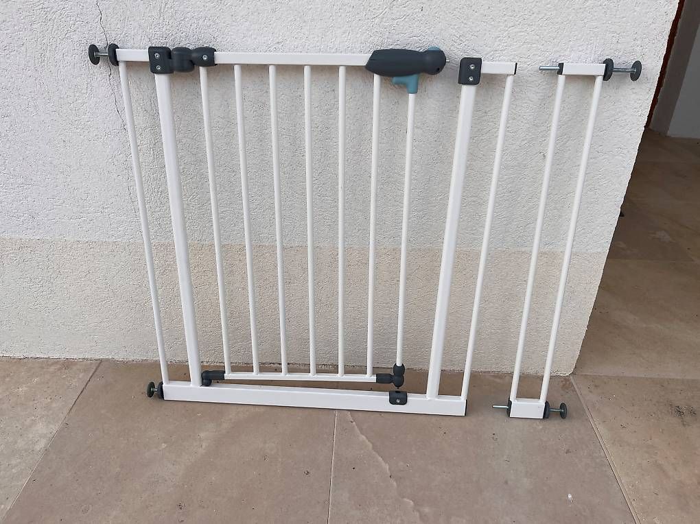 Altro: Absperrgitter mit Verlängerung (circa 96cm) – Usato da Zürich venduto da oli93