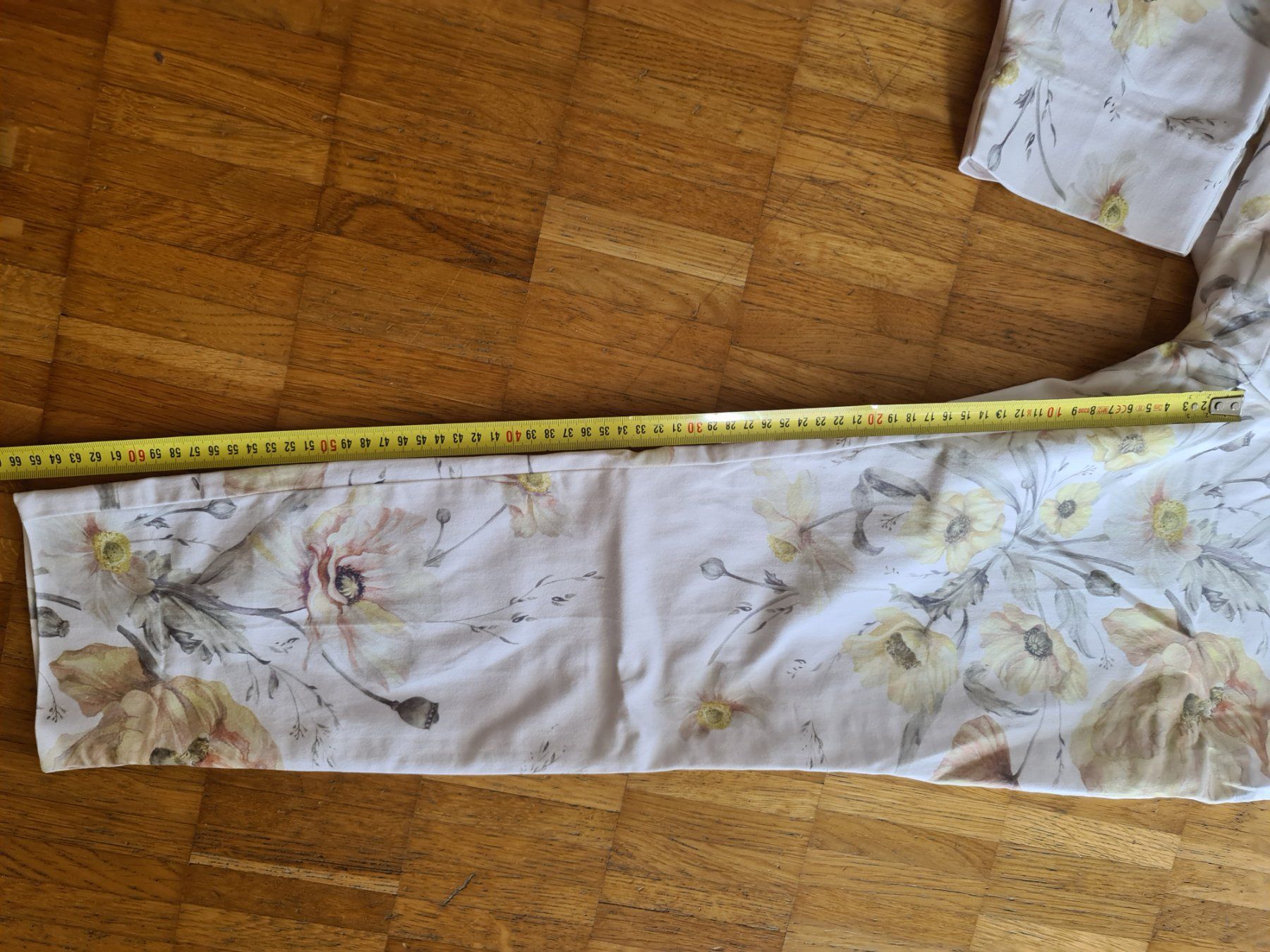 H&M Hosen: Damen Hose Blumenmuster hell Gr 40 neuwertig – Neu (gemäss Beschreibung) aus Emmenbrücke von gatasalvache 4