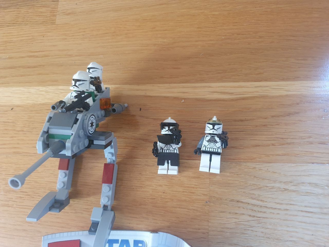 Lego Kit di costruzioni: 8014 LEGO Star Wars The Clone Wars Clone Walker Battle Pack – Usato da Bernex venduto da Mardone 2