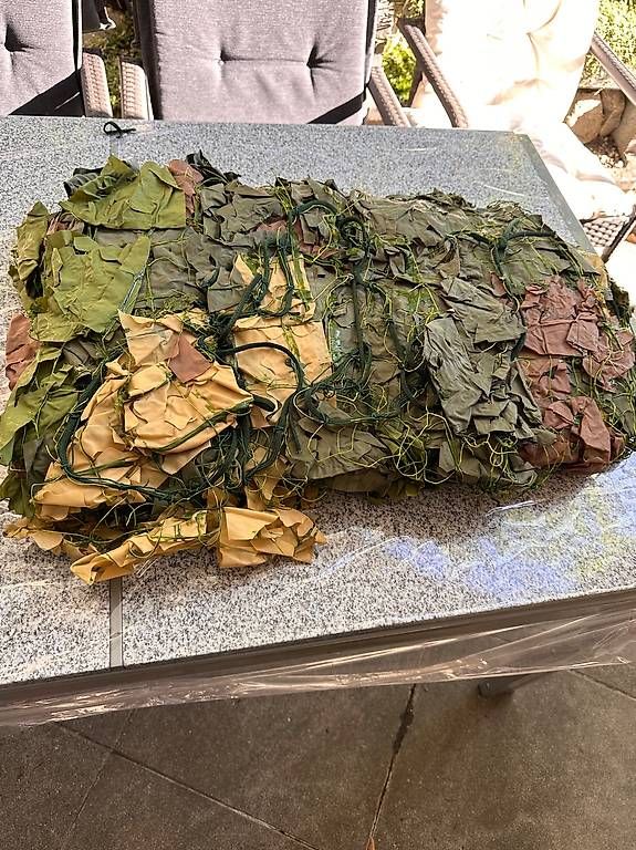 Unterstände: FILET DE CAMOUFLAGE PERGOLA 3 X 6 m. – Gebraucht aus Muzzano von guf_ydd6