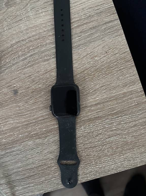 Smartwatch: Applewatch – D'occasion à Füllinsdorf par stephaniseli