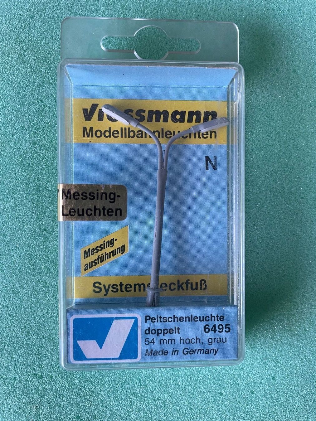 Viessmann Modelleisenbahnen: Viessmann 6495 Strassenbeleuchtung – Neu und originalverpackt aus Hauterive NE von
