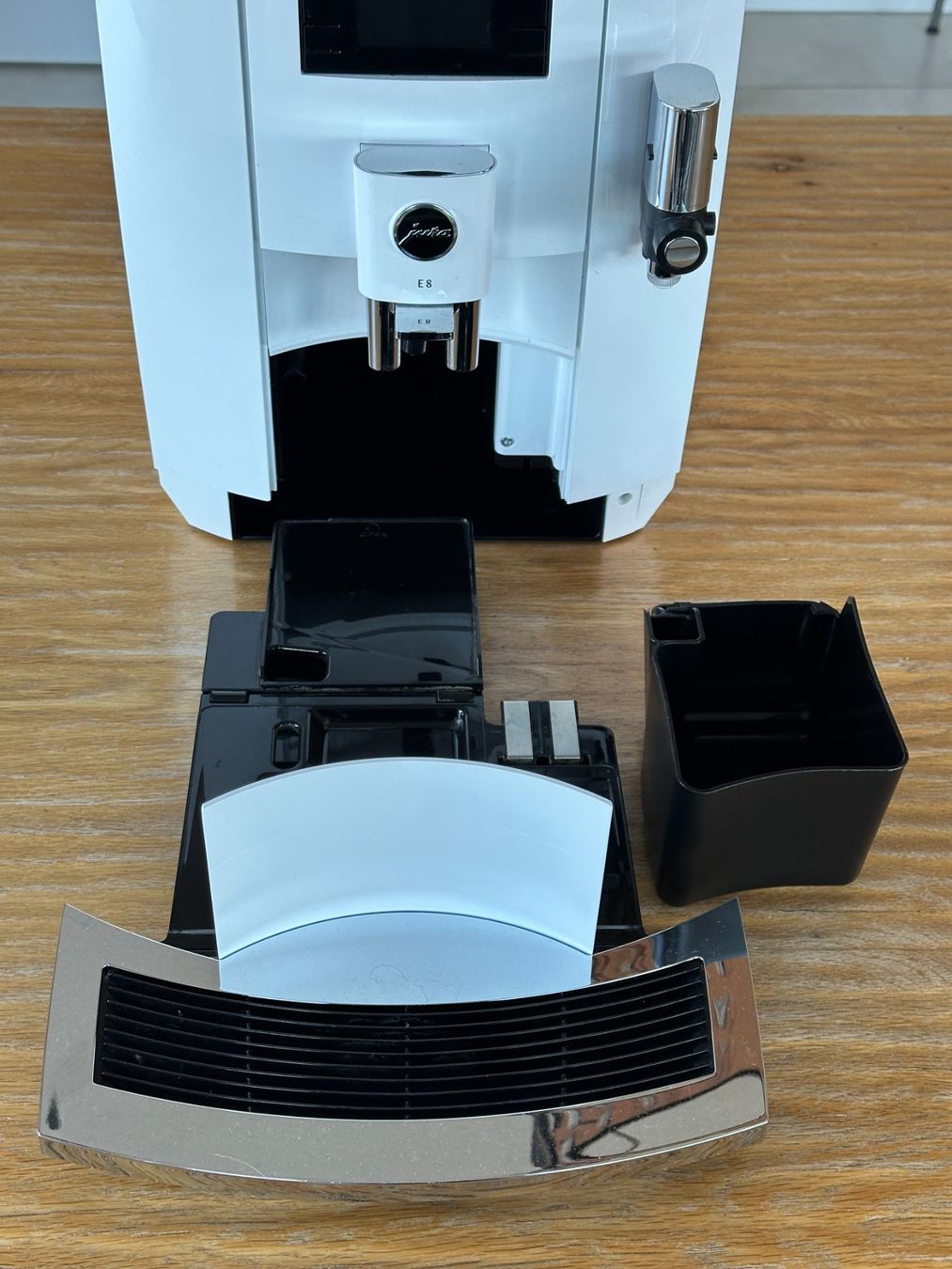 Jura Macchine per caffè & Macchine per espresso: Kaffeemaschine Jura E8 – Usato da Oberhofen Thun'see venduto da brnw36 6