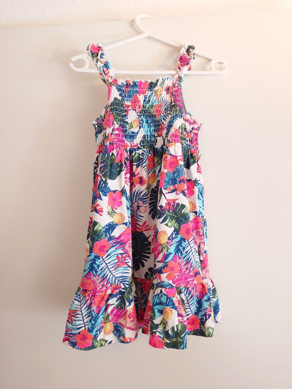 Kleider & Röcke: Mädchen Kleid Blumenmuster, Grösse 104 – Gebraucht aus Uster von snowy_6 1