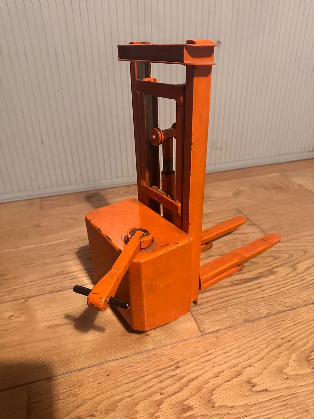 Carrelli elevatori e a forche: Robuster Gabelstapler / Hubwagen Modell, Orange, Metal – Usato da Basel venduto da jul_fz98 6