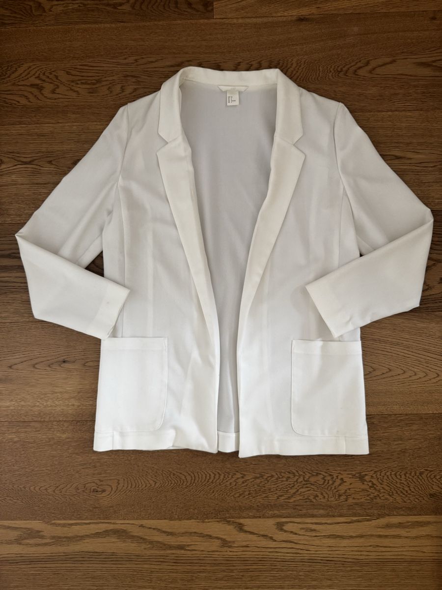 H&M Jacken: H&M Sommer Blazer, Grösse 36 – Neu (gemäss Beschreibung) aus Zürich von Daniiella