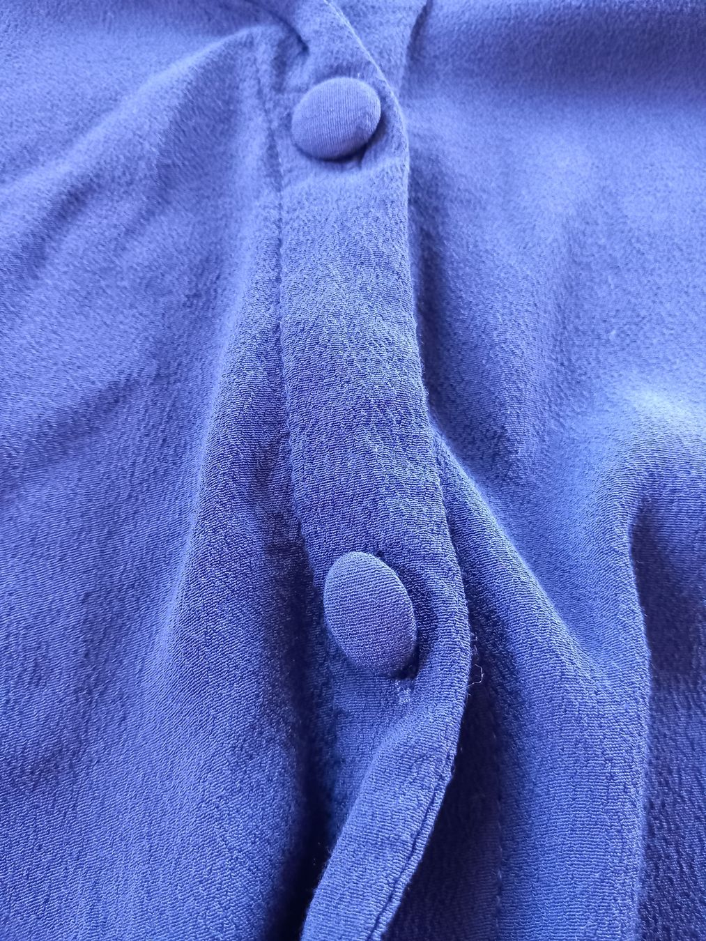 La Redoute Camicette: Blouse bleu marine à manches courtes – Usato da Faoug venduto da per_kp6r 1