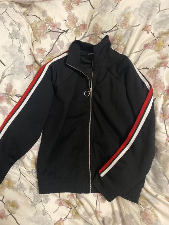 sportliche Jacke mit Streifen von Terranova