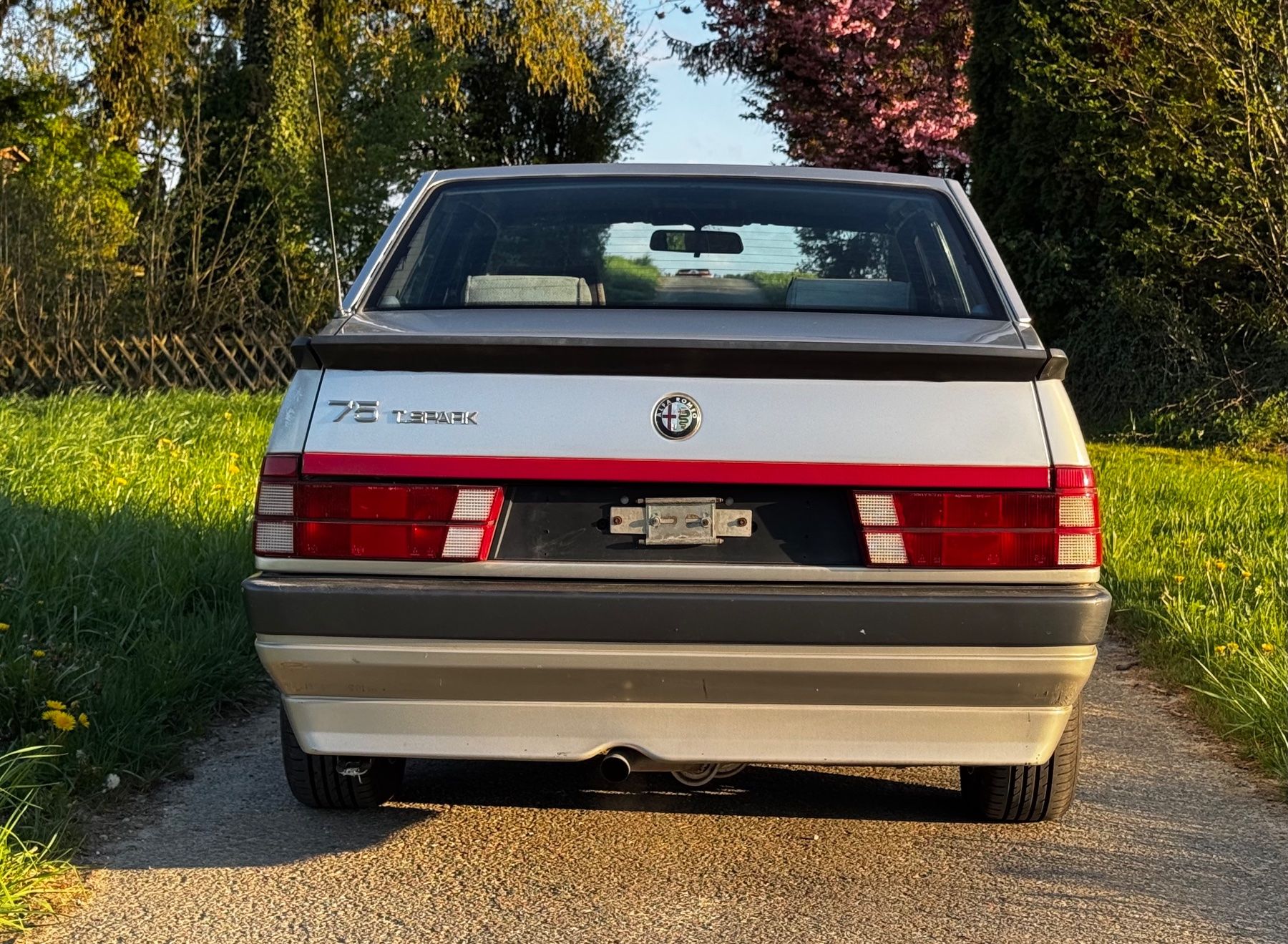 Alfa Romeo Automobili: 1990 Alfa Romeo 75 2.0 TS PREIS REDUZIERT – Usato da Lommis venduto da Seadoo 1