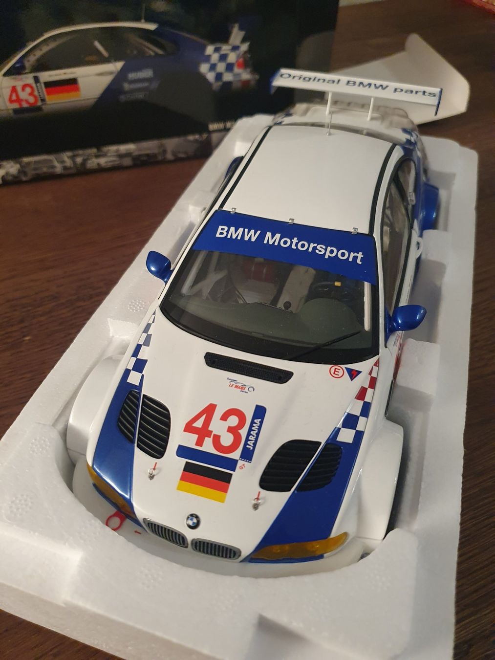 Minichamps Modellautos: BMW M3 E46 ELMS 2021 Minichamps 1/18 – Gebraucht aus Chernex von Manu0128 4