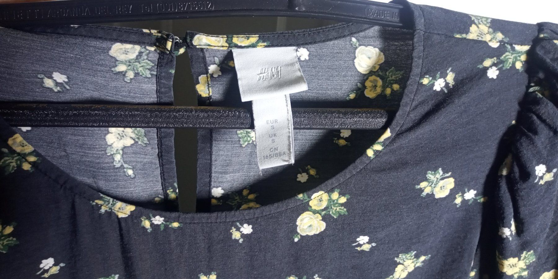 H&M Robes: Maxikleid mit Blumenmuster von H&M – D'occasion à St. Gallen par Hereplaysmusic 3