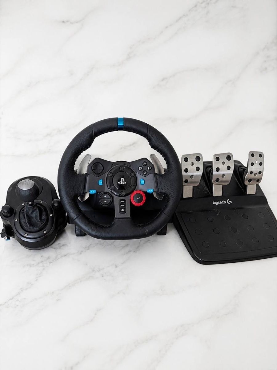 Sistema di controllo: Logitech G29 Driving Force - Lenkrad-Set – Usato da Altdorf UR venduto da Michael
