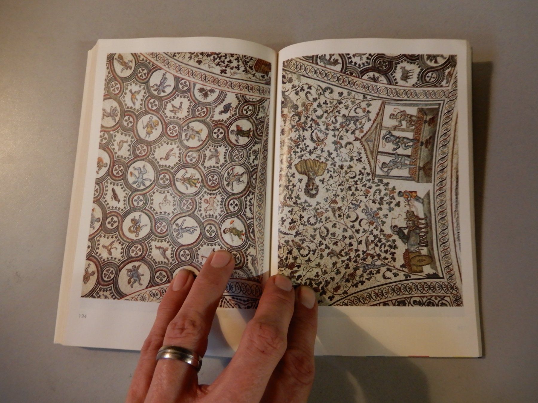 Libri: Frühchristliche Malerei, Epochen der Kunst, 1965 – Usato da Erstfeld venduto da Mario_boe0 8