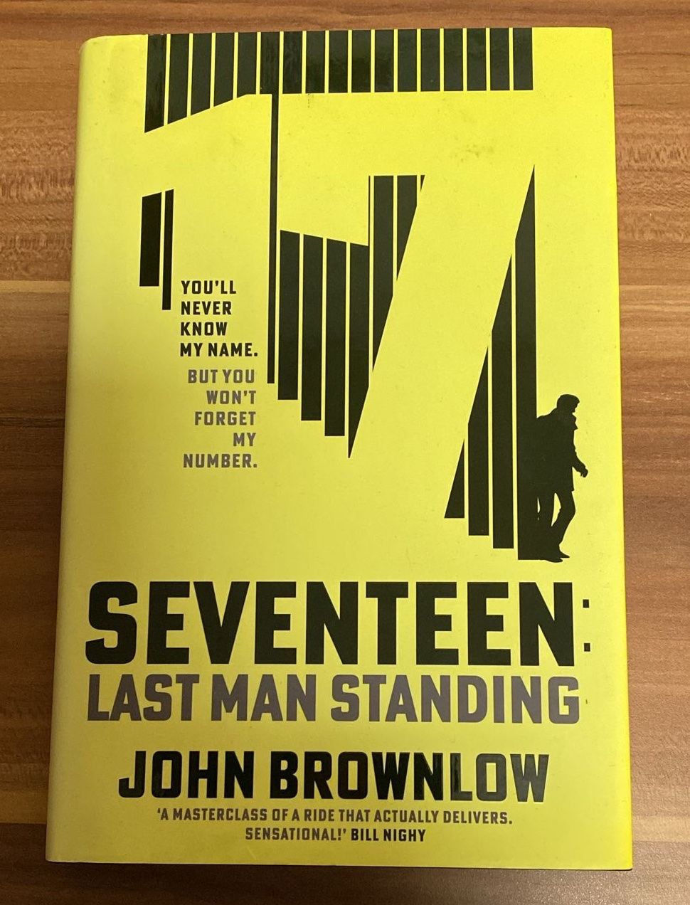 Libri: John Brownlow - Sventeen. Last man standing – Nuovo (secondo la descrizione) da Wagenhausen venduto da M.Sieg