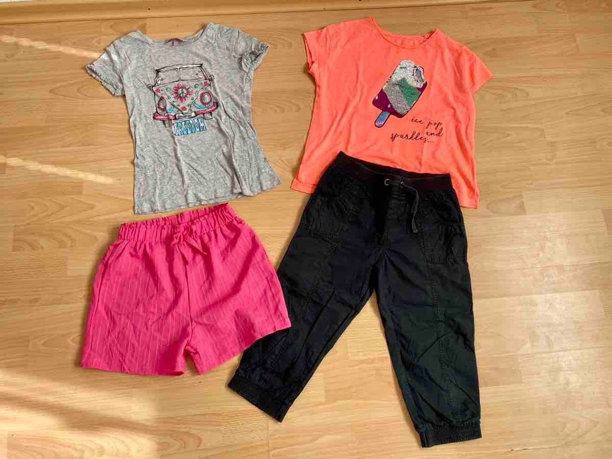 Lotti & Set di vestiti: 2. Kleiderpaket Mädchen Grösse 146/152 – Usato da Brütten venduto da Acutis2006 2
