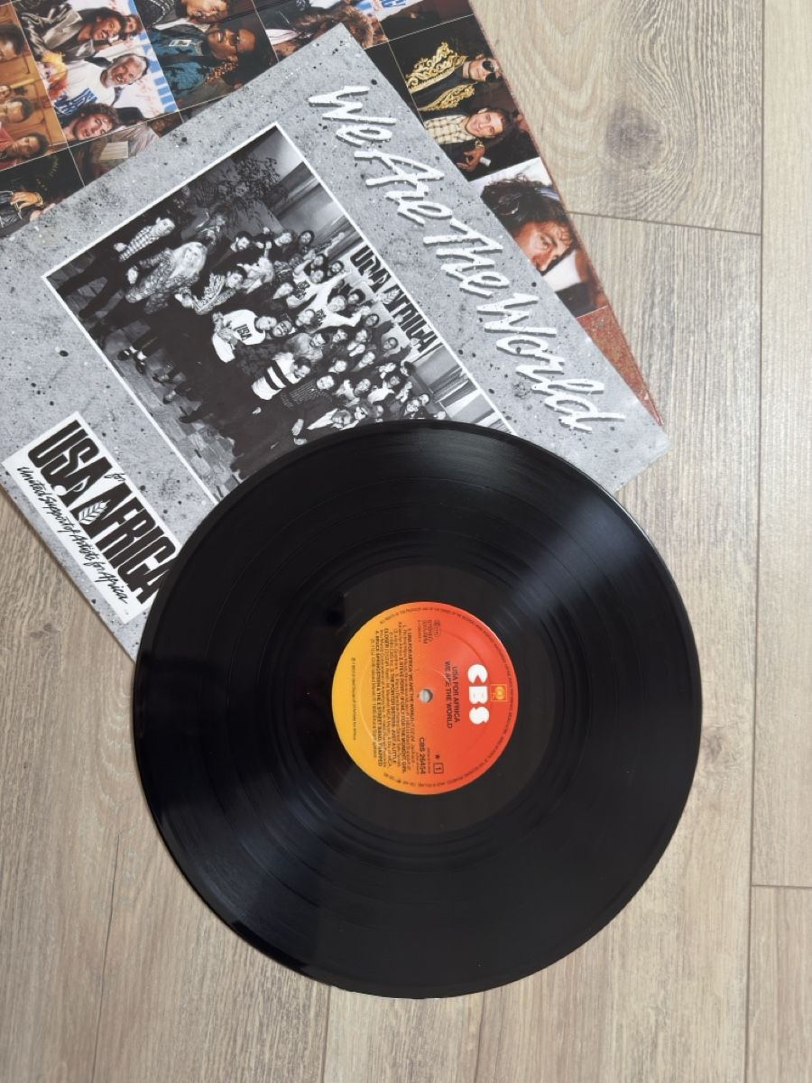 Dischi in vinile: Mit Michael jackson "We Are The World" Vinyl Single & LP – Usato da Sarmenstorf venduto da Nathaliie_21 6
