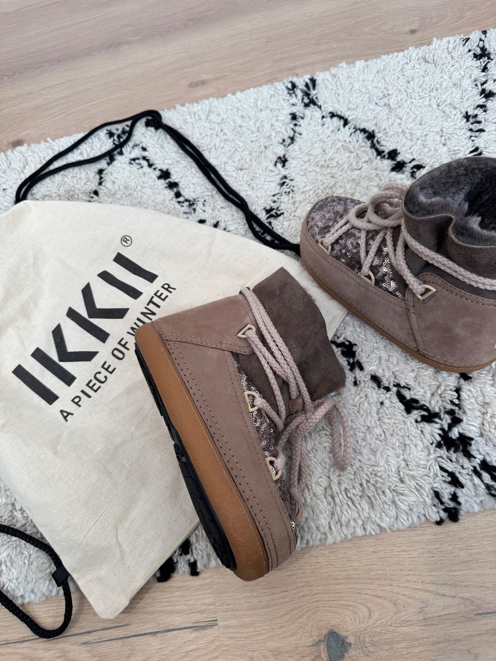Inuikii Scarpe da uomo: "IKKII" - Schneeschuhe Grösse 35 – Usato da Buchs ZH venduto da crazyhandbaggirl123 3