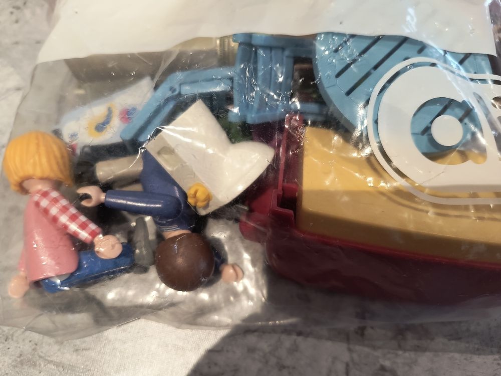 Playmobil Jouets: Playmobil Figuren Konvolut Gartenmöbel Zubehör Familie – D'occasion à Schöfflisdorf par kin_2dp9 1