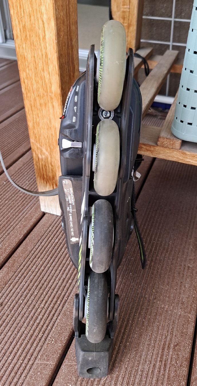 Pattini in linea & Pattini a rotelle: Rollerblade RG, taille 33-36.5, – Usato da Fully venduto da Kalya 7