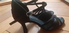Schwarze Tanzschuhe Gr. 38 - Bereit fürs Tanzparkett!