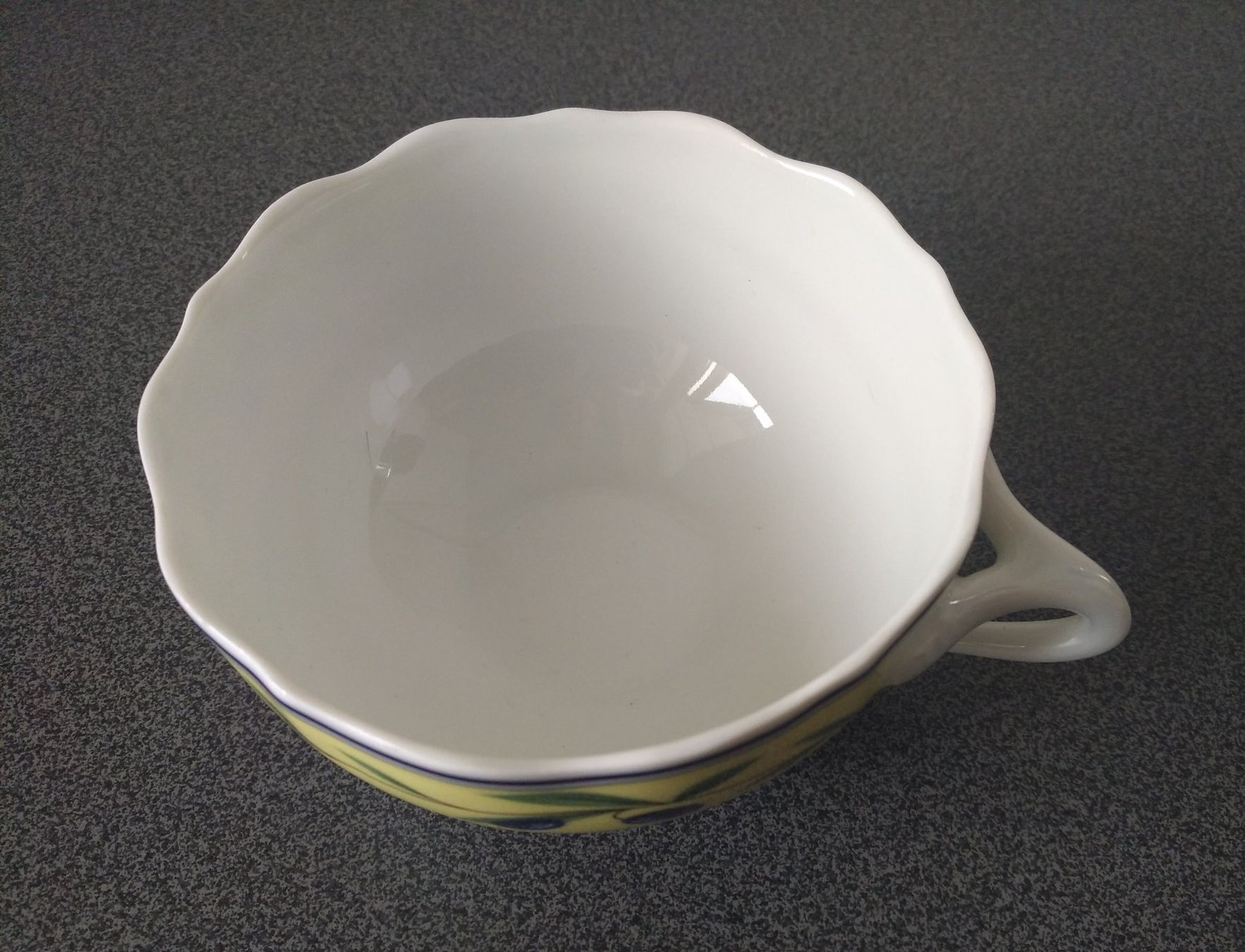 Hutschenreuther Tazze: Kaffeetasse - Hutschenreuther Medley – Usato da Chur venduto da rh86424 2