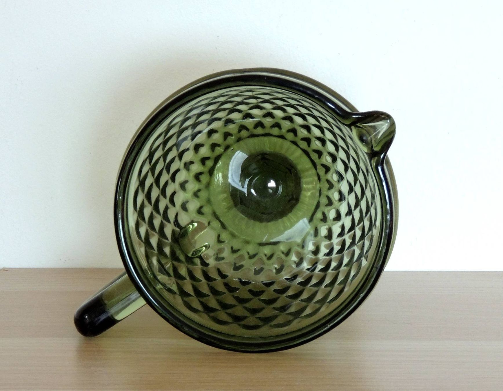 Caraffe: Pichet ananas en verre pressé vert, 1 litre – Usato da La Chaux-de-Fonds venduto da ben2300 4