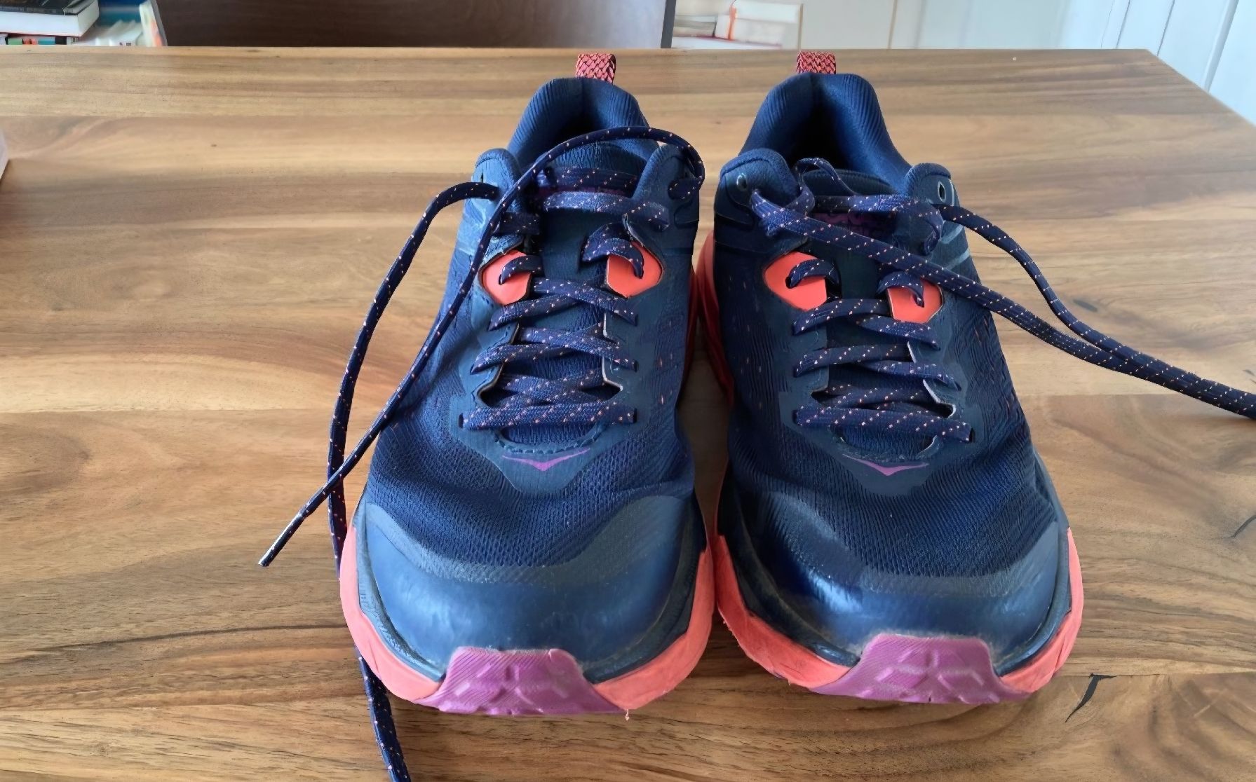 Scarpe da donna: Hoka Laufschuhe – Usato da Interlaken venduto da NataliiaS 1