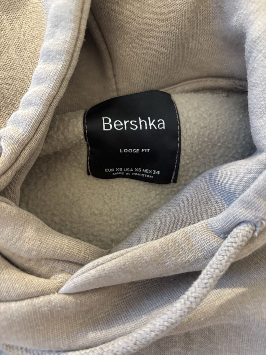 Bershka Maglioni & Felpe: Beiger loose fit pullover bershka – Usato da Winterthur venduto da beijaflor777 2