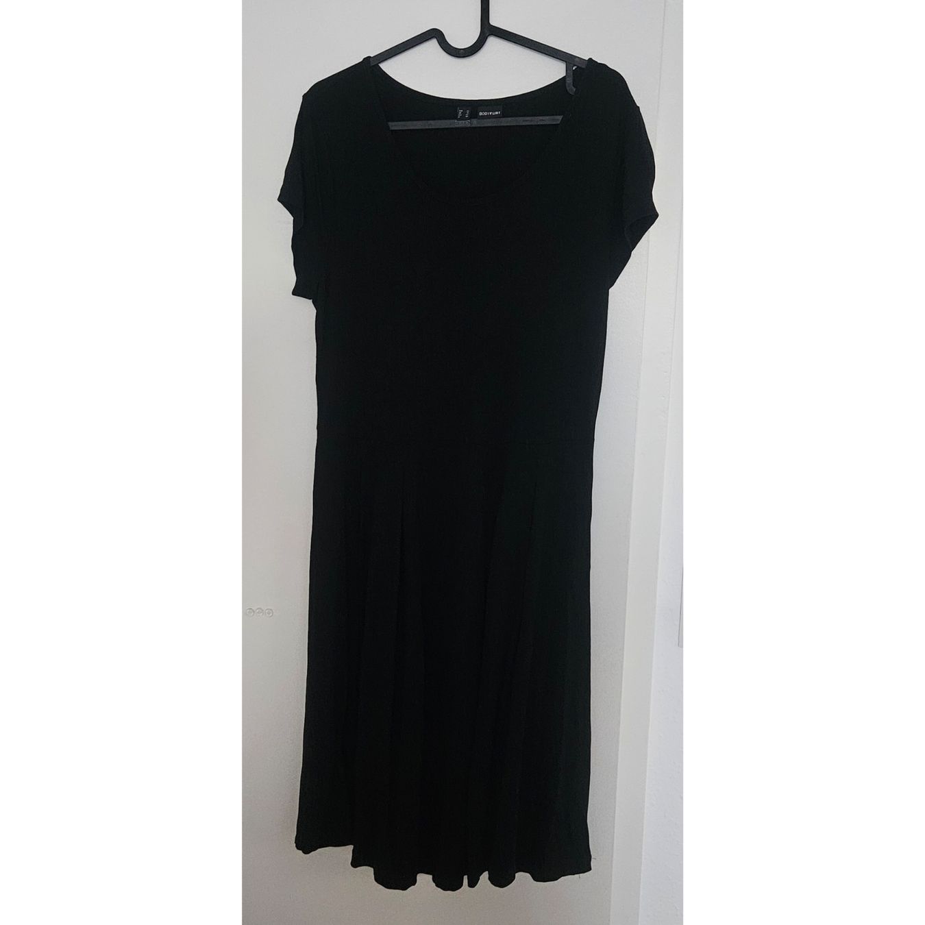 Vestiti: Jerseykleid (Viskose) – Usato da Bern venduto da naaa000xci 2