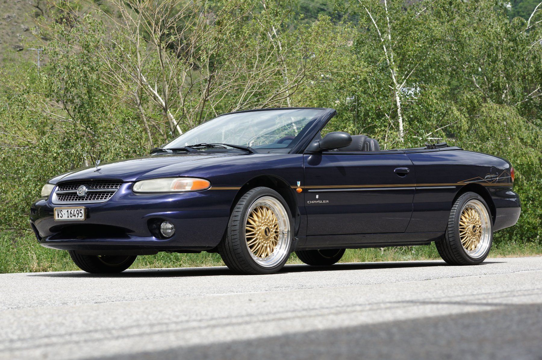 Chrysler Automobili: Cabrio Chrysler Stratus – Usato da Mörel venduto da Angis-Angebote