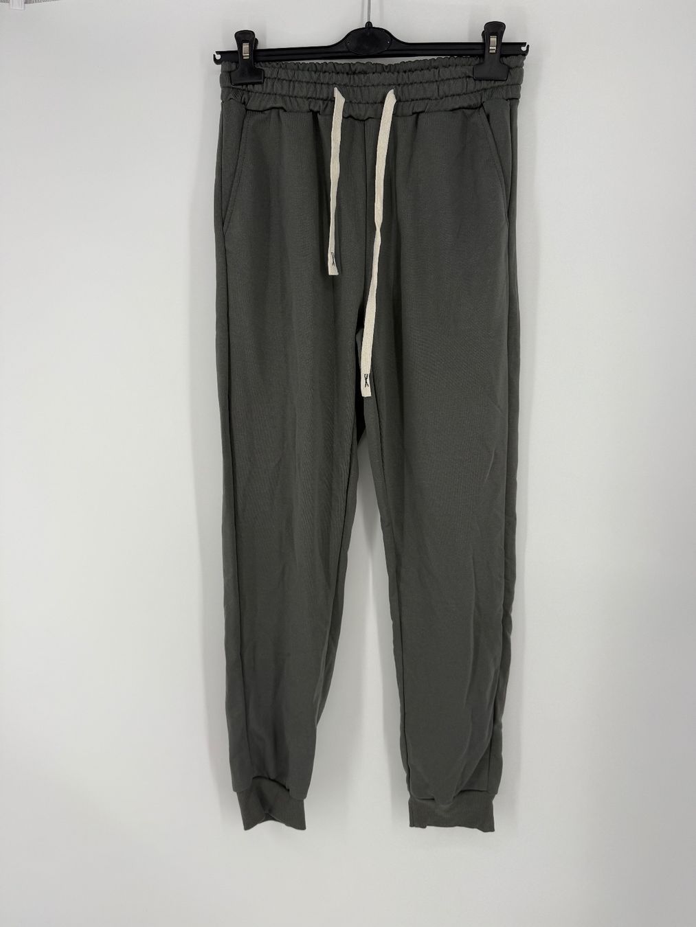 Pantaloni: Herren Trainerhose/ Jogginghose Gr. M – Nuovo (secondo la descrizione) da Auenstein venduto da moin.