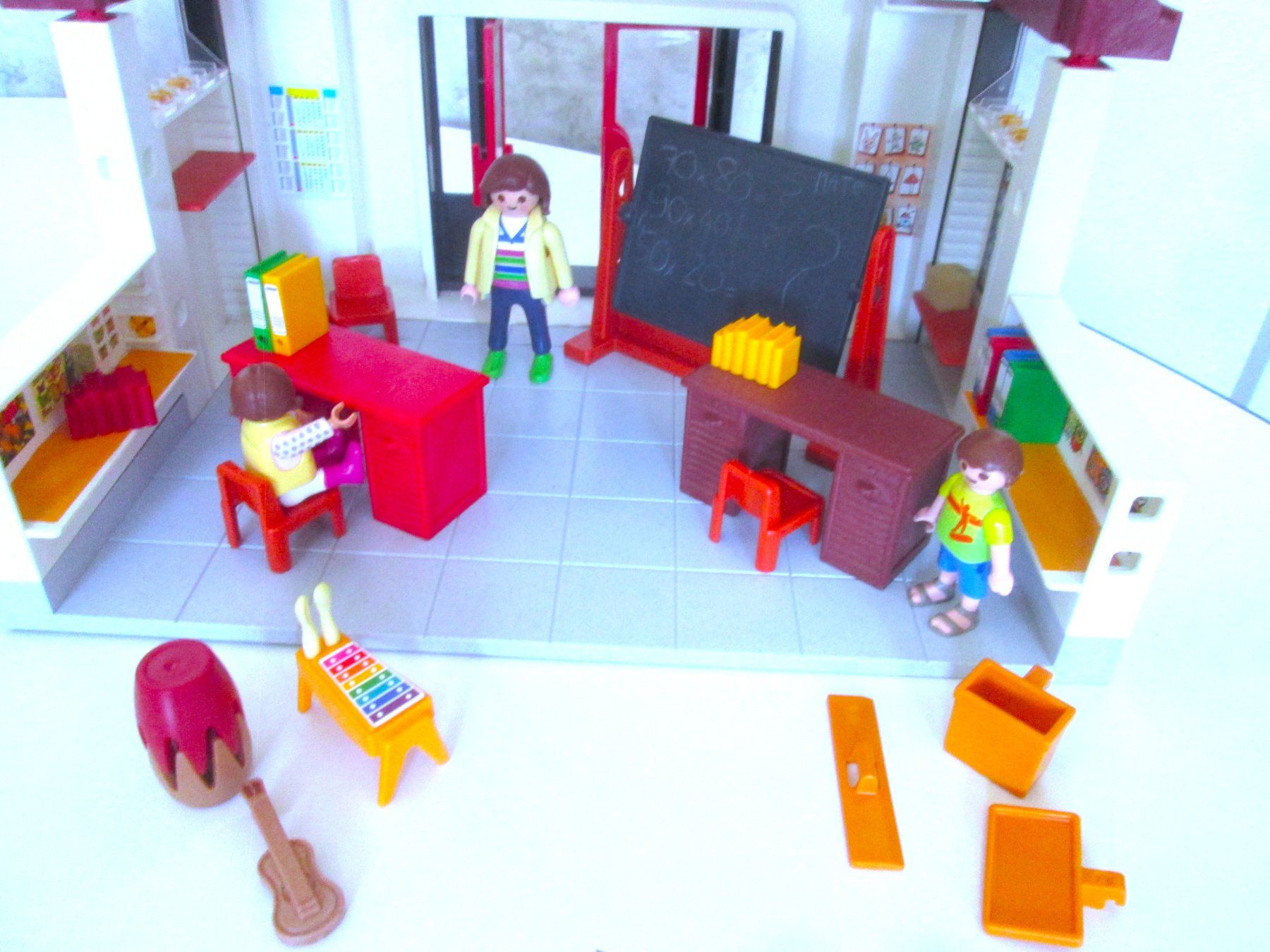 Playmobil Giocattoli: Playmobil Schule + Schulbus – Usato da Sementina venduto da babucia 1