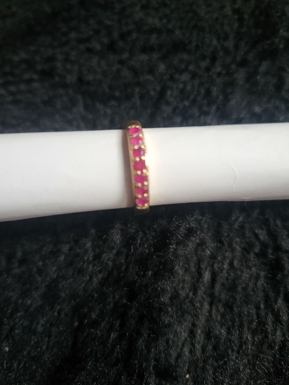 Ringe: Goldring mit Rubinen – Neu (gemäss Beschreibung) aus Zweisimmen von Adorable