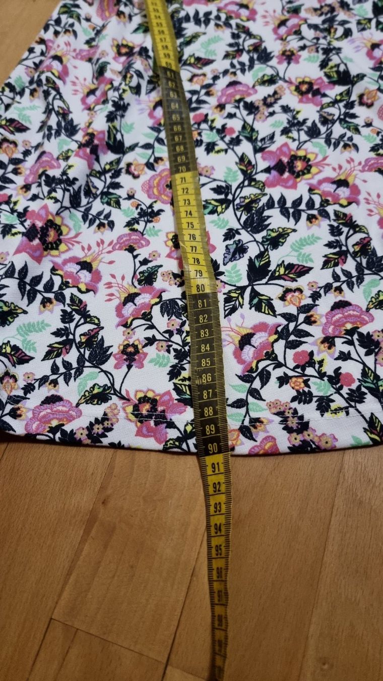 Vestiti: 🌺Kleid Größe 40-L🌺 – Usato da Wald ZH venduto da CapLux 8