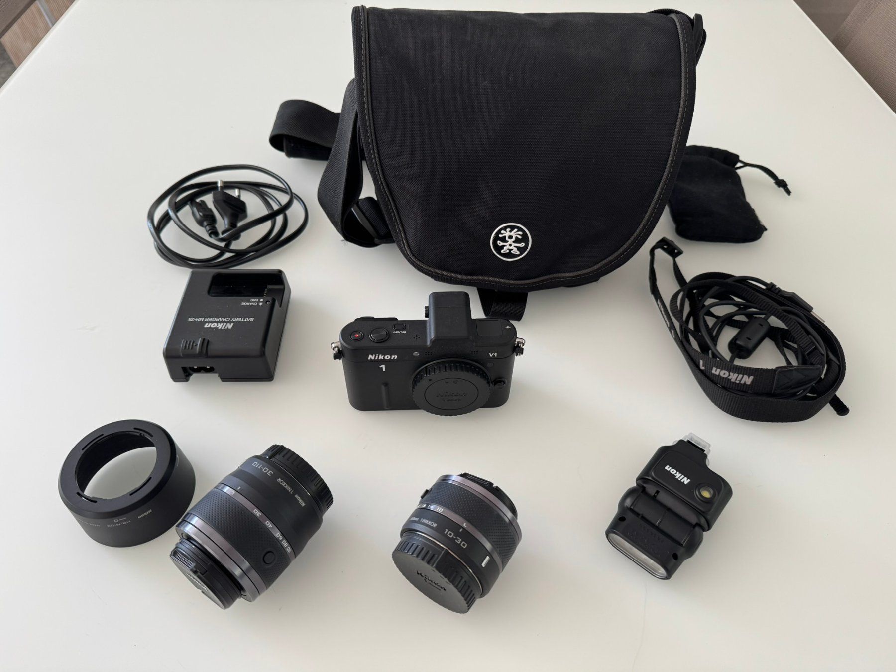 Nikon Appareil photo: Nikon 1 V1 Set – D'occasion à Sementina par tgian